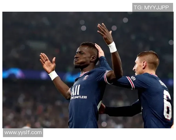 巴黎圣日耳曼大胜曼城6-2点球大战精彩瞬间引爆全场热情 巴黎圣日耳曼大胜曼城6-2点球大战精彩瞬间引爆全场热情