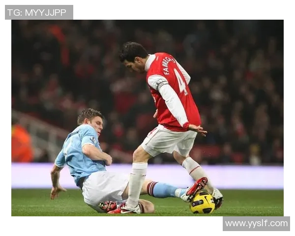 国王杯惊天对决曼城与阿森纳激战成平局转会传闻引发热议