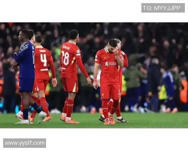 意甲激战：拜仁狂胜利物浦六比二补时进球点燃全场激情